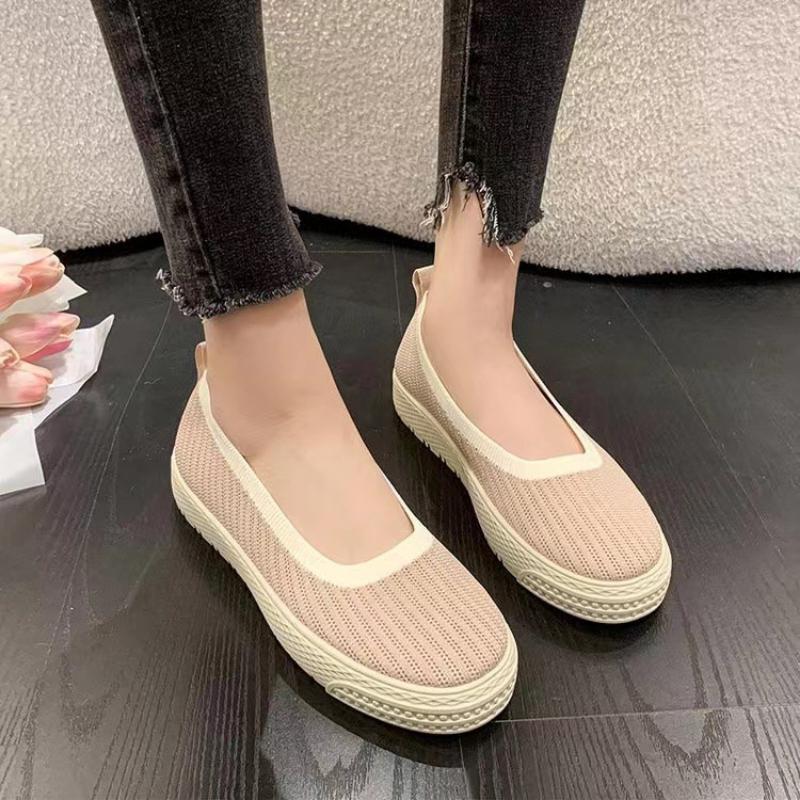 Dámské letní boty rybářky s kulatou špičkou a mělkým výstřihem, na silné podrážce, pohodlné, prodyšné, nazouvací, ležérní boty