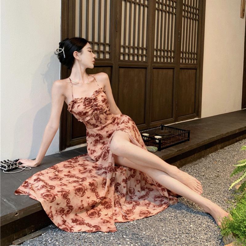 Elegantes französisches Blumenmuster Maxikleid - Sommer, rückenfrei, mit Schlitz und Spaghettiträgern, Trendig und sexy für Damen
