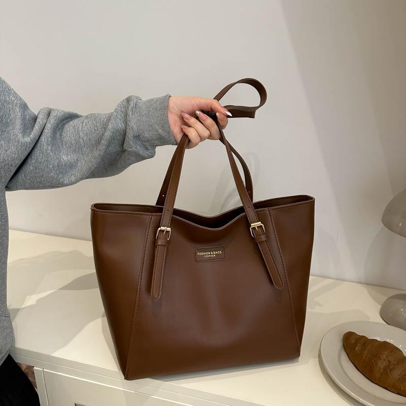 Stylish And Versatile Retro Tote Bag For Women In Chic Black Khaki And Brown Shades
