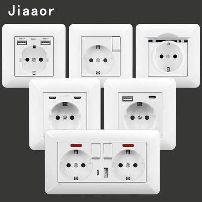 Pannello Presa a Muro Doppio Gang 16A Bianco Stile Tedesco con USB e Tipo C, Standard Europeo.