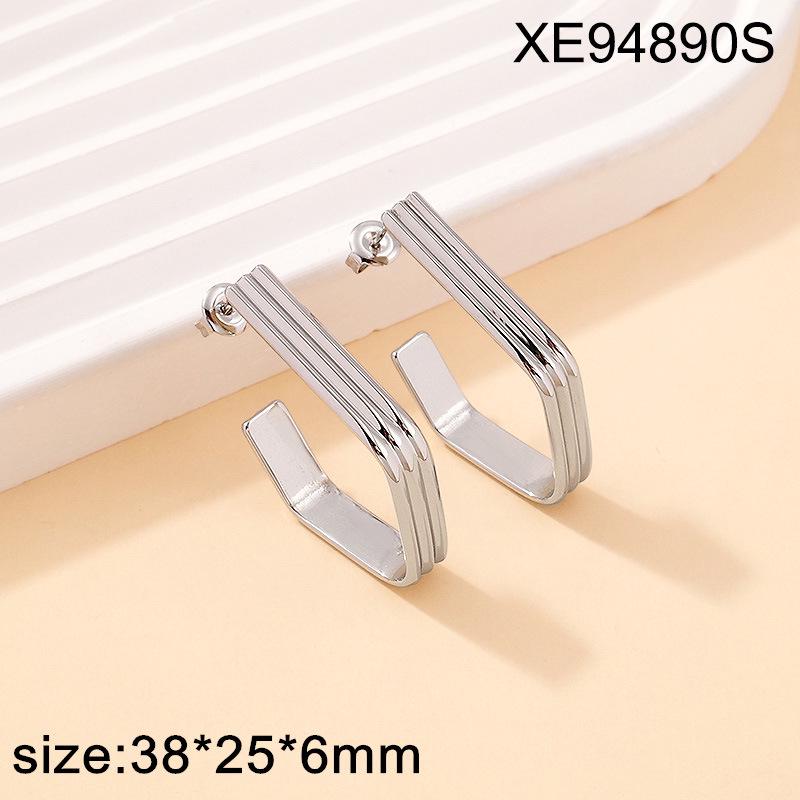 European Geometric Titanium Steel Gold-Plated Earrings: Simple, Versatile, Fashionable Ear Studs