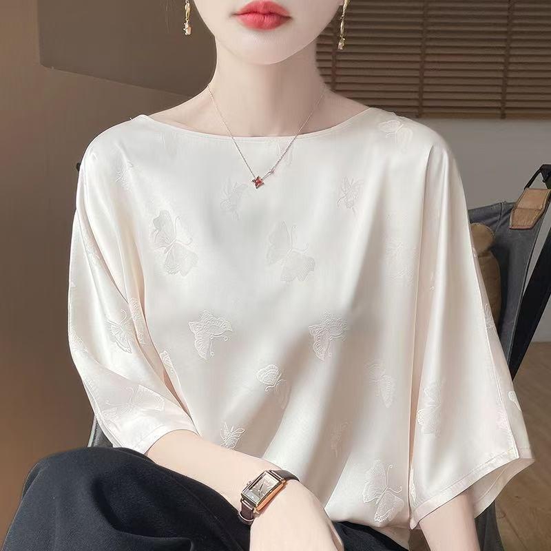 2026 Summer Embroidered Round Neck Chinese Style T-Shirt: Elegant, Versatile & Comfortable M (95-125 jin)