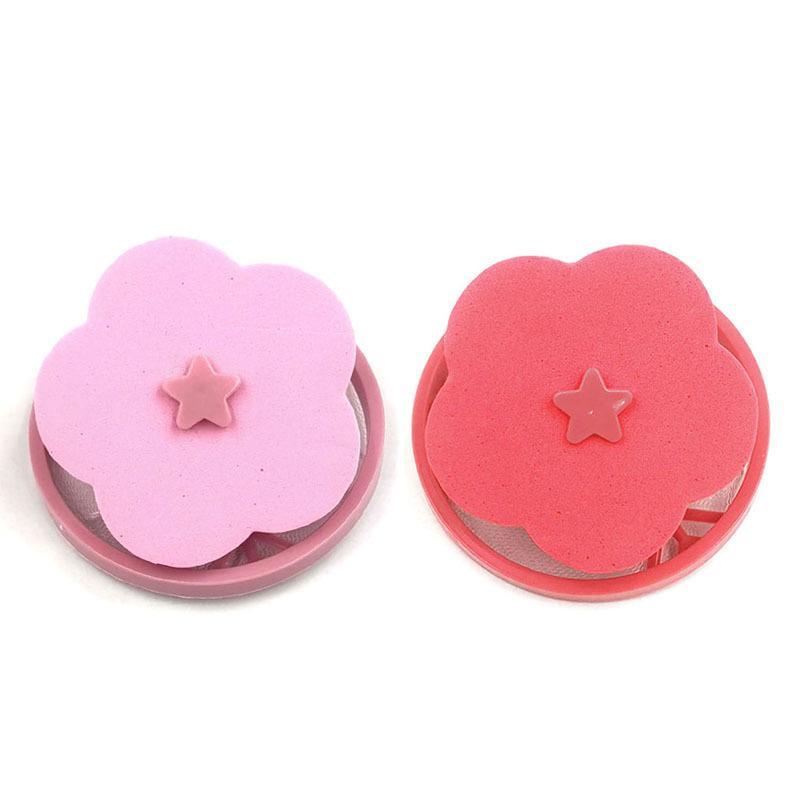 This Washing Machine Features A Cute Flower-Shaped Lint Collector With A Fine Mesh Design, Perfect For Everyday Laundry.