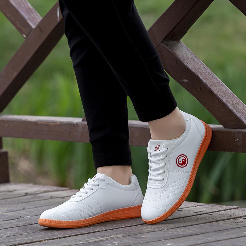 Tai Chi Kung Fu Sneakers Tai Chi Shoes Soft Cowhide Cowhide Cowhide Sole Genuine Leather Martial Arts Casual Shoes Men's Practice Shoes