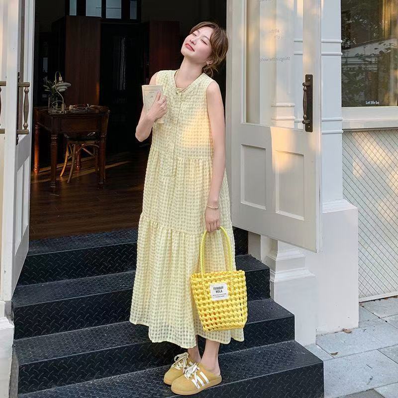 Summer Sleeveless Plaid Dress Women's 2026 New Thin A-word Skirt Casual Commuter Vacation Style Skirt