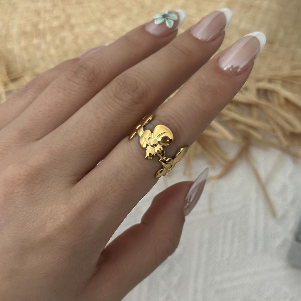 Stainless Steel Gold Color Love Heart Ring Set For Women Hollow Flower Geometric Finger Rings Party Vacation Waterproof Jewelry