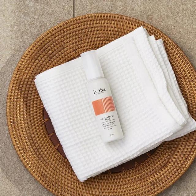 

Iroha Intimate Care Увлажняющий лосьон для ухода после эпиляции от вросших волос_Iroha Intimate Уход за VIO Молочко для ухода после эпиляции Увлажняющий