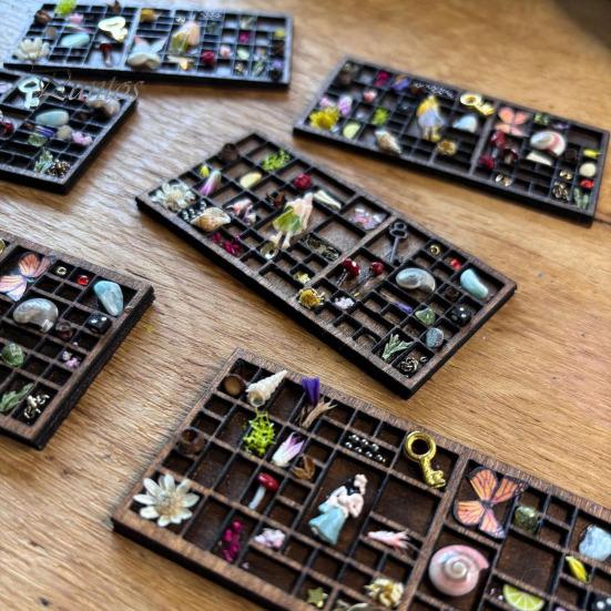 Multi-function Trinket Shelf Miniature Wooden Crystal Display Office Collectibles Organizer Printers Tray for Gems Stones Shells Decorative Stand