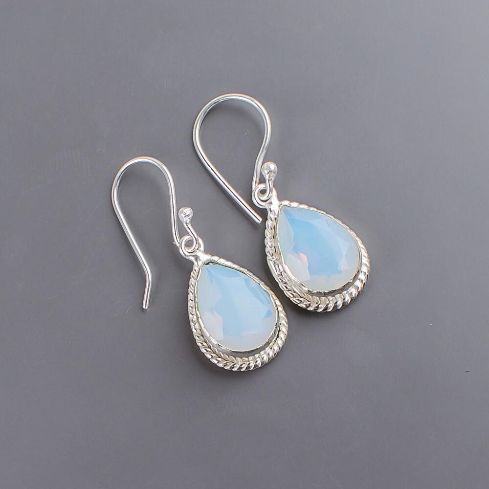 Milchiger Opal Edelstein 925 Sterlingsilber Handgefertigter Schmuck Hängeohrringe 1.40" EE-9-14