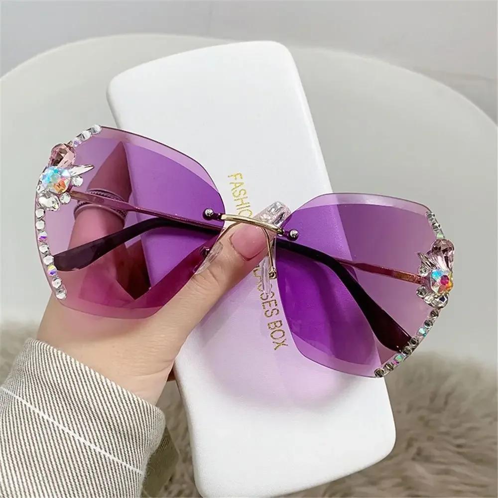 Women's Sunglasses Luxury Brand Designer Vintage Rimless Rhinestone Sunglasses Gradient Sun Glasses for Women Fashion 2024
