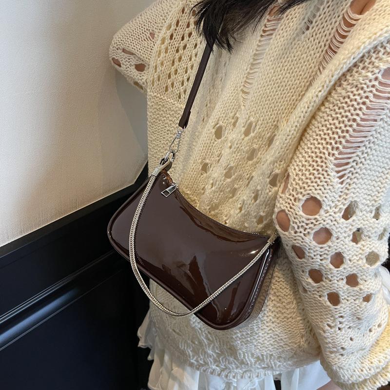 Textured retro small bag women's new casual solid color messenger bag fashionable shoulder armpit small bag