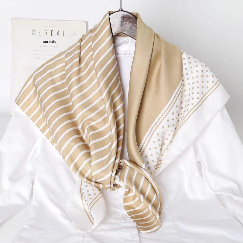 Black and White Animal Print Faux Silk Twill Scarf - 90x90CM Autumn/Winter Shawl for Women