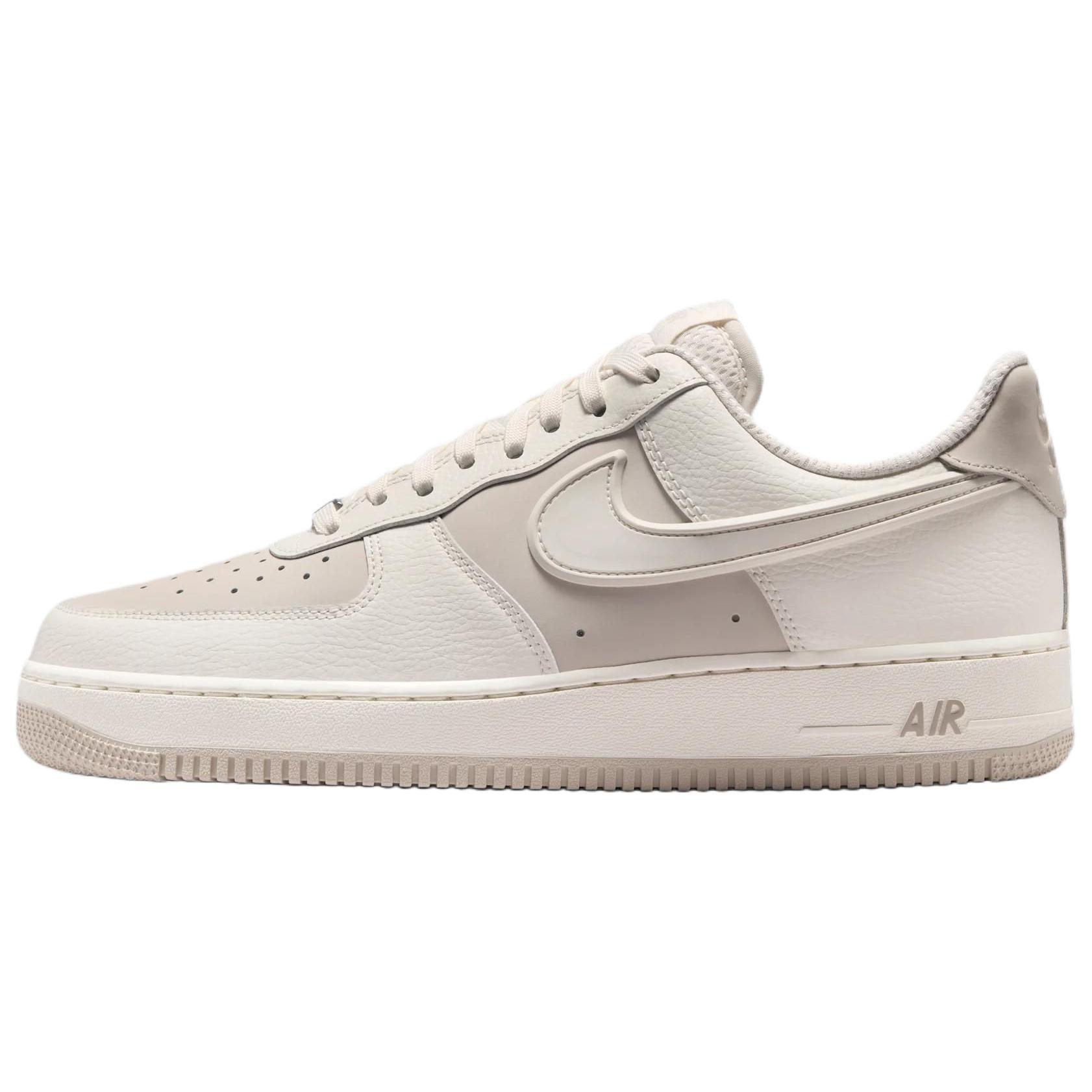 Nike Air Force 1 `07 LV8