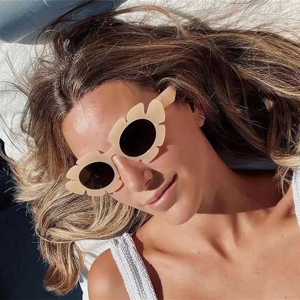 Vintage Cat Eye Sunglasses Fashion Flower Shape Sun Glasses Summer Beach Glasses Street Trendy Shades Colorful Eyewear