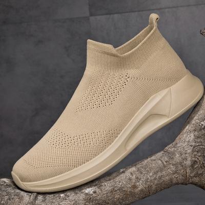 Fashion New Lightweight Mens Casual Shoes Outdoor Anti-slip Men's Walking Shoes Breathable Male Mesh Sneakers Summer Vulcanized Footwear
