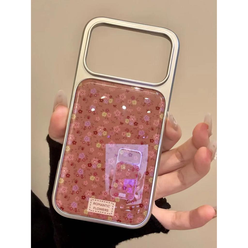 Retro style brown bottom small floral application Apple 16/17pro mobile phone case IP15 Epoxy water condensation 14 niche 13 sets