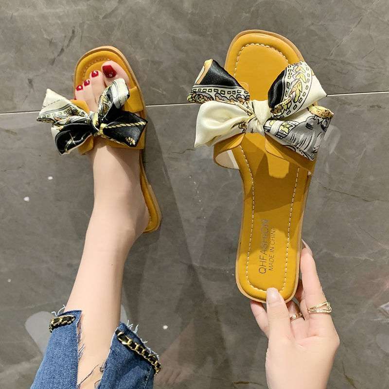 Foot Width Fat Fat Large Size Women's Shoes 35-43 Bow Cool Slippers Women's Versatile Korean Version Soft Flat Bottom Non-slip One-word Drag