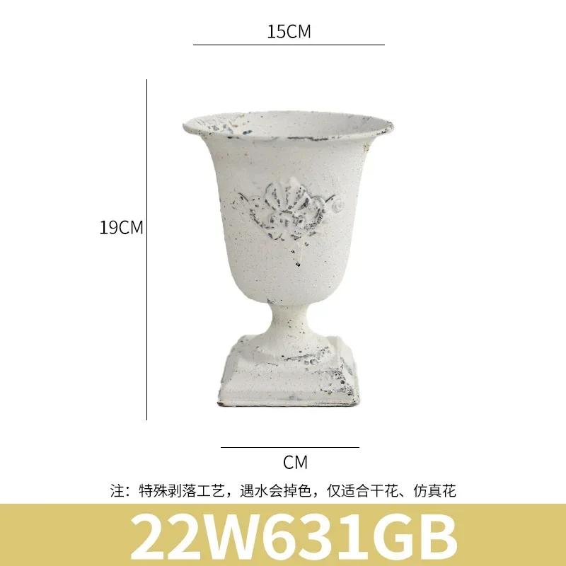 Weiße Retro Klassische Eisenkunst Vase Garten Schreibtisch Simulierte Blumentopf Für Blumenarrangement Hochzeit Feiertag Party Dekorieren