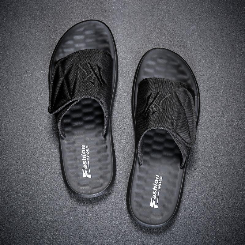 

Мужские тапочки 2025 года, новая тенденция, личность, интернет-знаменитости, модные сандалии, летняя одежда, повседневные нескользящие сандалии для отдыха на открытом воздухе 44