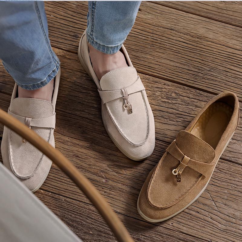 

Men s Retro British Style Autumn Loafers - Fashionable Slip-On Flats 8263-M 41 чорний