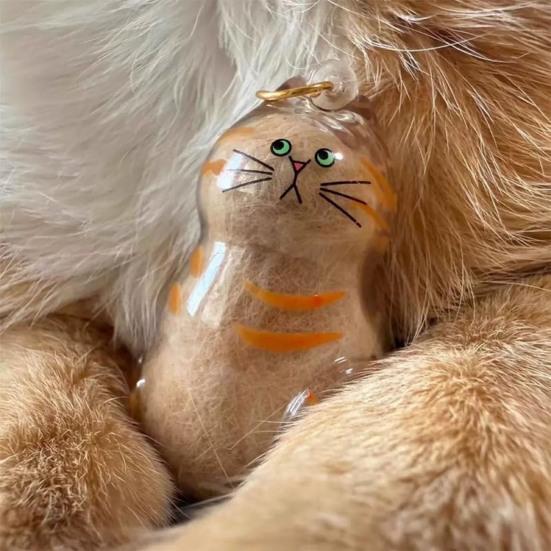 Cat Hair Storage Bottle for Collecting Cat And Dog Hair Transparent Pet Fur Keepsake Keychain with Tweezer Pet Memorial Gift