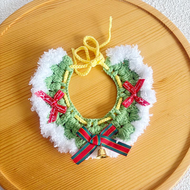 Knitted Christmas Scarf for Dogs & Cats - Cute Red & Green Pet Bib One Size 25cm