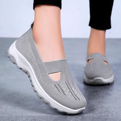 Shoes Women's Casual Shoes Soft Sole Comfortable Not Tired Feet Mother Shoes One Pedal Lazy Shoes Breathable Single Shoes