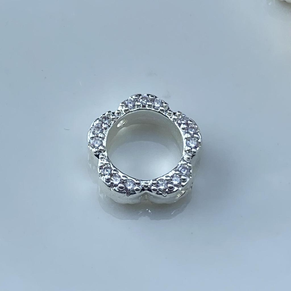 Double-Sided Zircon Plum Blossom Bead Ring Spacer – Crystal Color Retention Beading Accessory