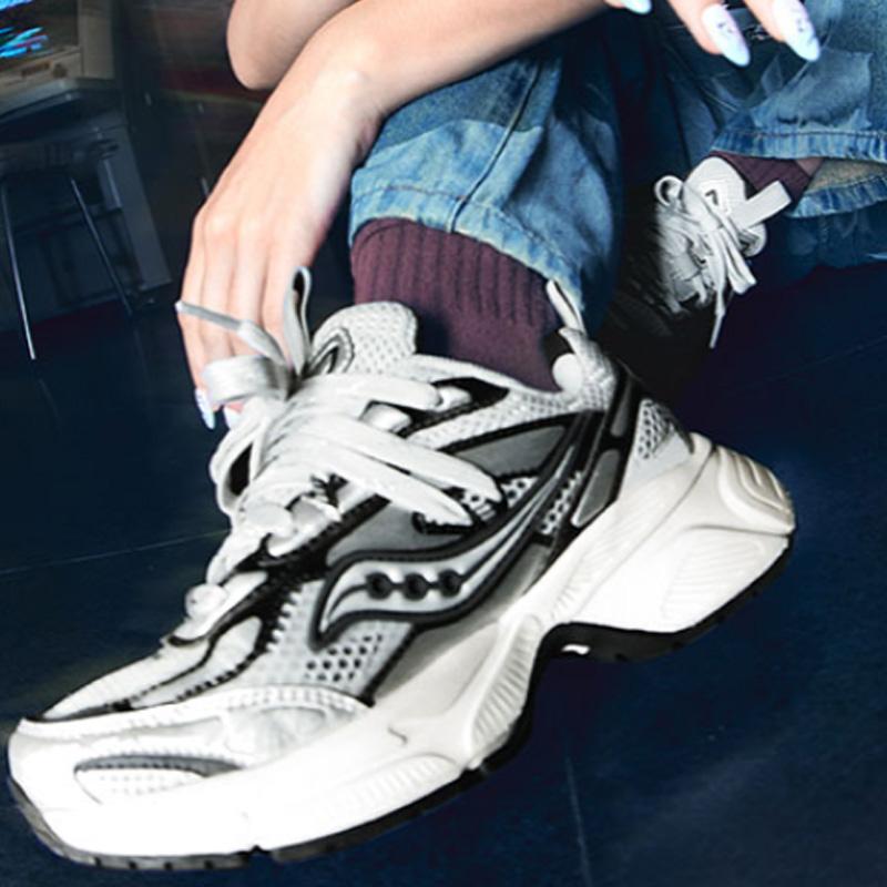 Saucony 2K Cavalry Retro Comfortable Durable Low-Top Casual Training Urban Commuting Running Shoes Unisex sneaker Silver Black S79053-1