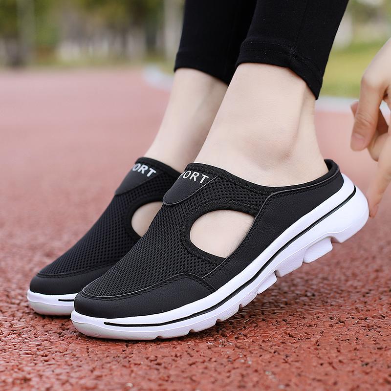 Women Slippers and Sandals 2025 Summer Fashion Casual Mesh Beach Slippers Slip in White Flat Shoes Outdoor Couple Home Slippers