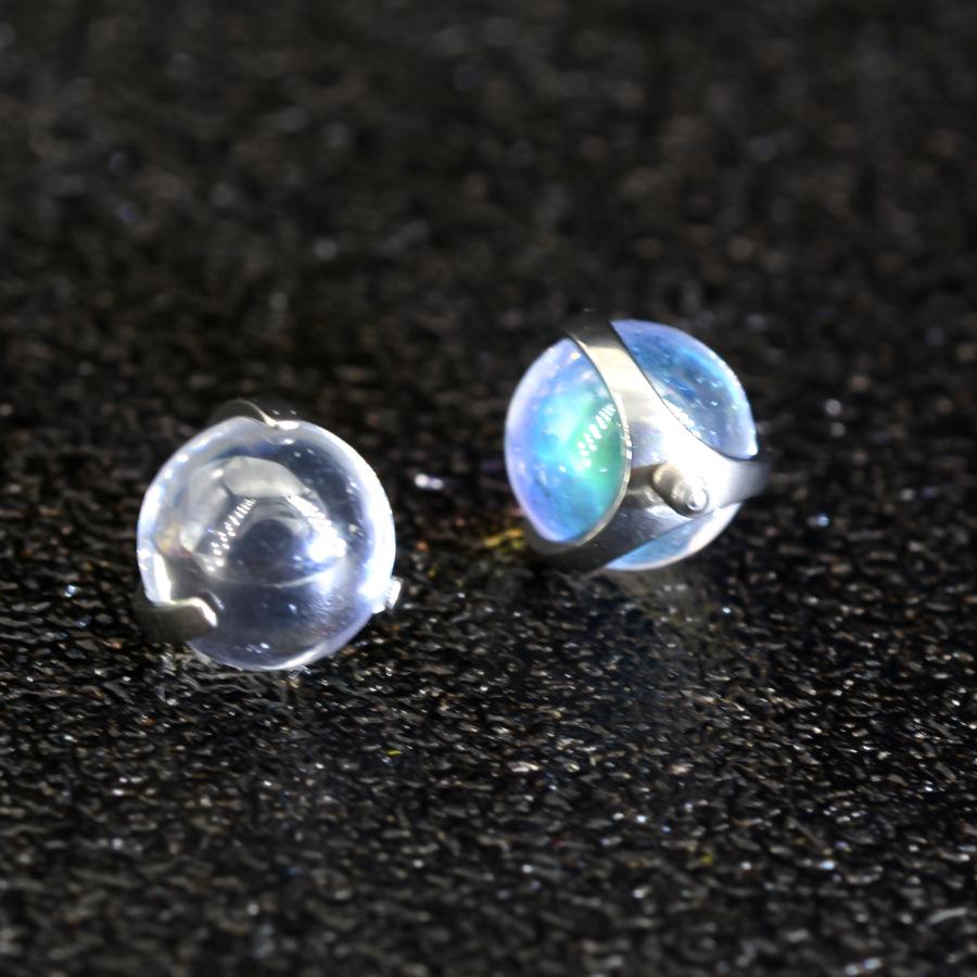 F136 Titanium Zircon Claw Lip Stud Earring with 1.2/0.9 Tooth, 5mm Aurora Ball Piercing Replacement.