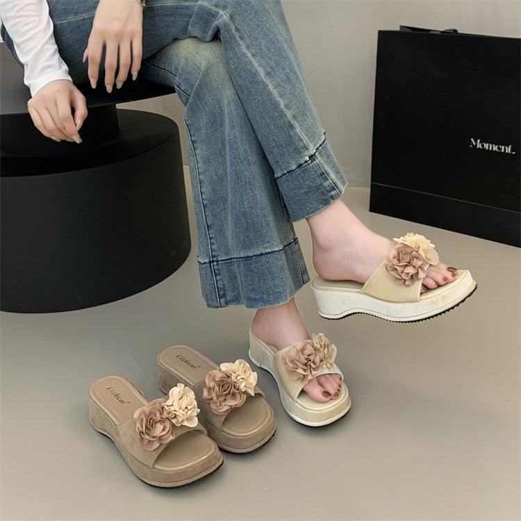Slope Heel Cool Slippers Women's Summer Outer Wear 2025 New Thick Bottom Height Increase Small Man with Skirt Seaside Vacation One-word