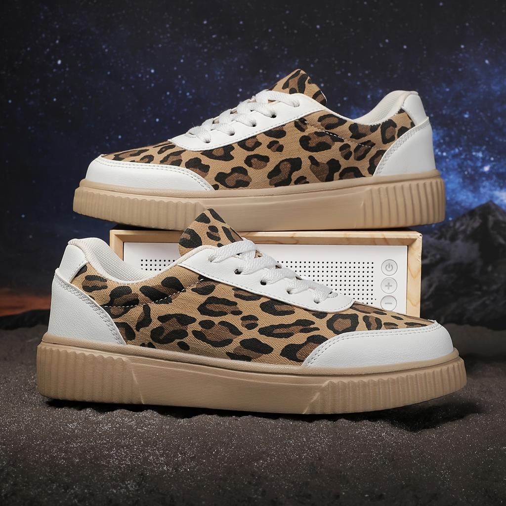 New Women's Fashionable and Comfortable Casual Sports Shoes with Leopard Print Made of Artificial Cover, Suitable for Outdoor Entertainment Activities