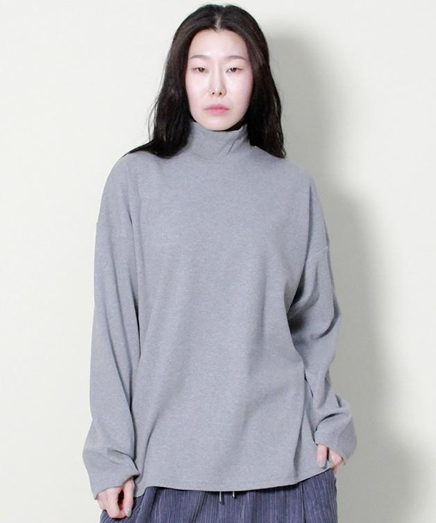 Deumakeu Mock Neckline Boxy Fit T-Shirt Gray