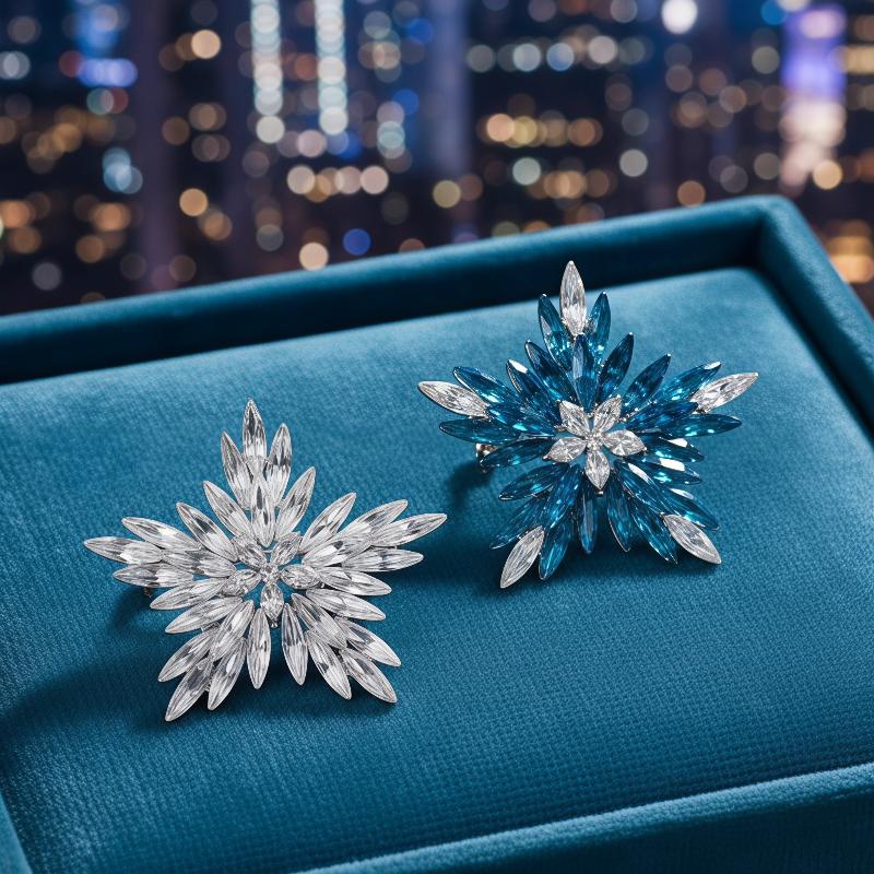 1Pcs Blue Purple Creative New Brooches Sparkling Crystal Snowflake Flower Star Fashion Brooch Pins For Women