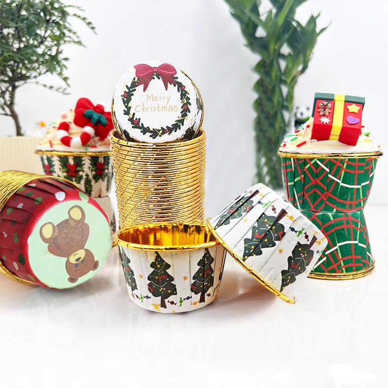 50PCS Christmas Safety Holidays Cakes Paper Trays Parties Paper Cups Packaging Desserts Baking Environmental Protection