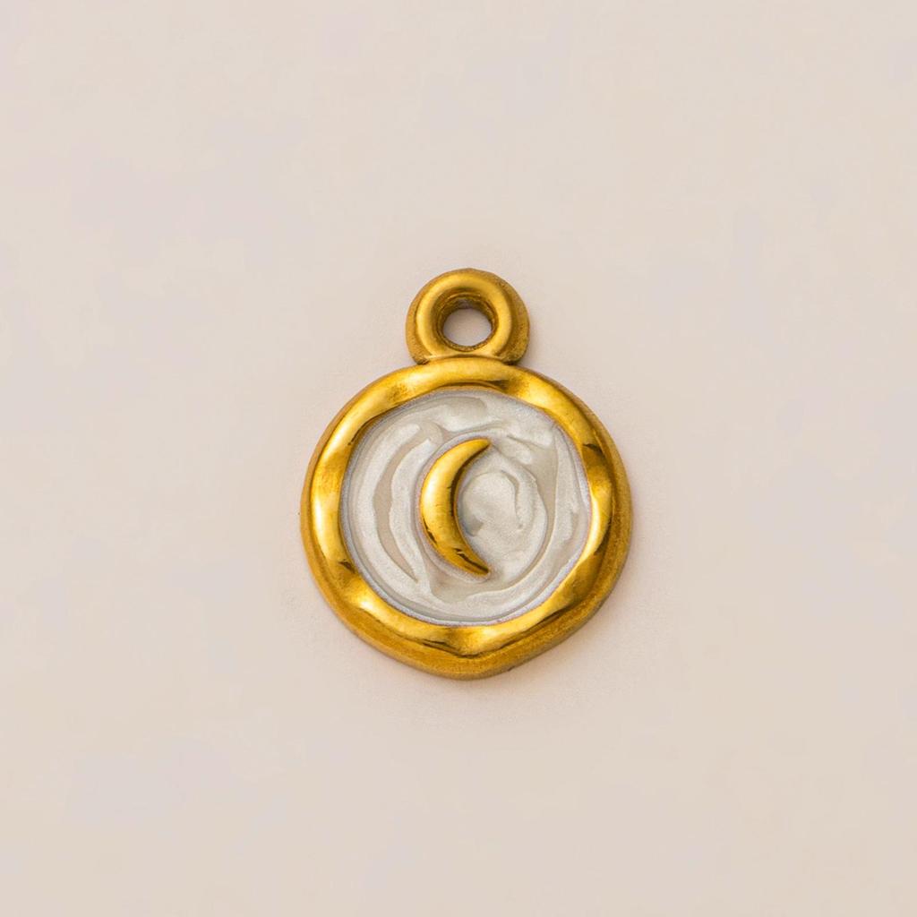 18K Gold-Plated Stainless Steel Seashell, Star, and Turtle Pendants – Trendy European & American Style Jewelry.