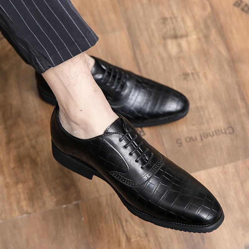 Luxury Mens Oxford Genuine Leather Shoes Black Brown Classic Shoes Brogue Lace Up Dress Wedding Office Business Men Formal Shoes