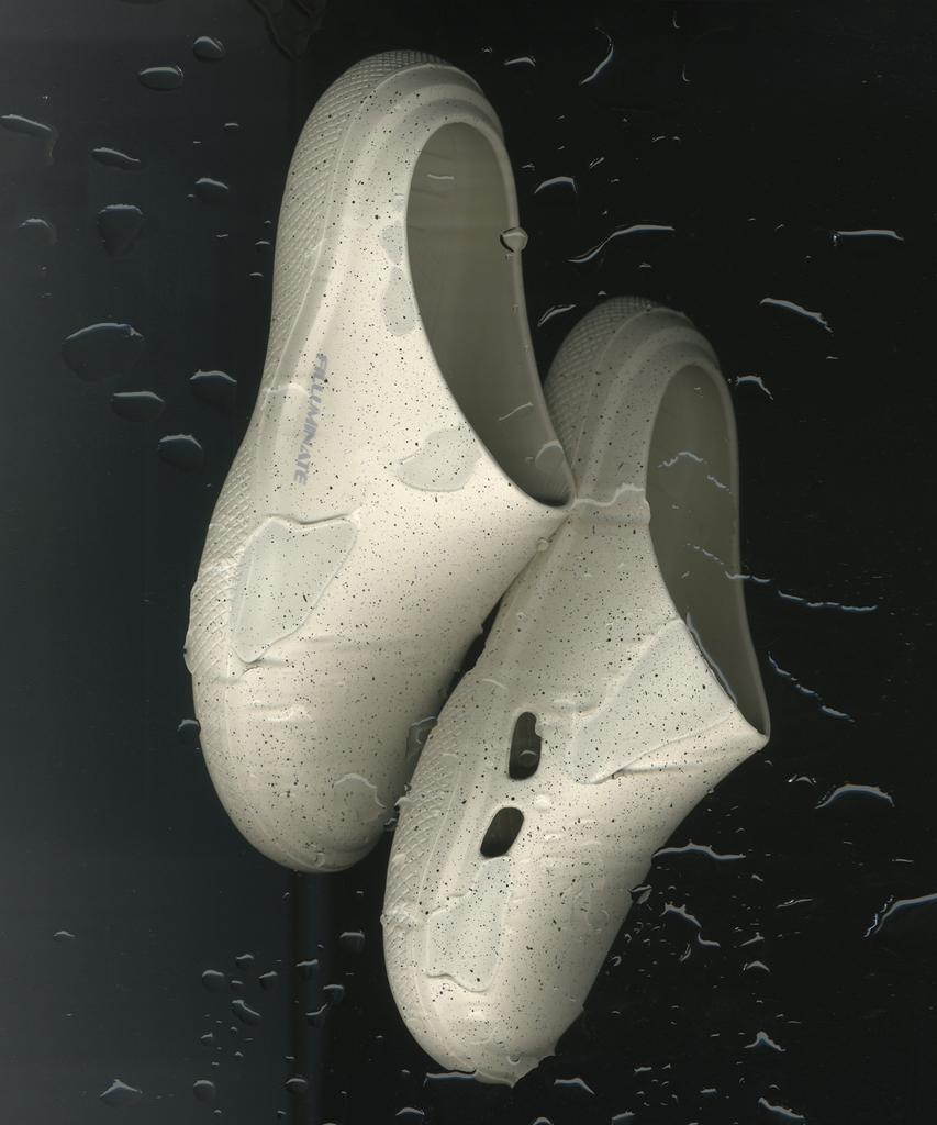 Filluminate Yase X Filluminate Dipping Clogs - Ivory