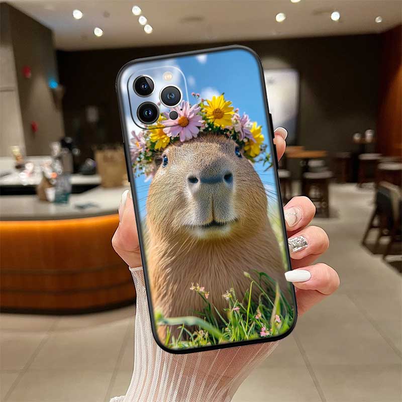 Cartoon  Capybara Art Case for Motorola Moto Edge 60 60s 70 G86 G56 G54 E14 G04S G45 G54 G64 S30 S50 X30 X40 X50 Ultra Pro Power