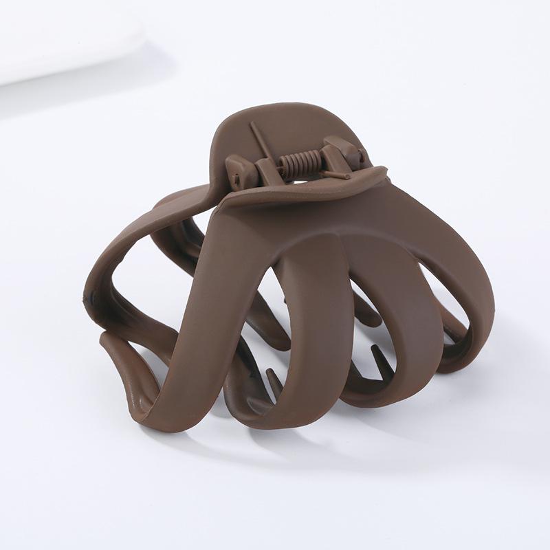 Pinzas para el pelo de pinza de cangrejo geométricas para mujeres y niñas Pinzas de cangrejo para el pelo de metal Forma de Luna Pinza para el pelo Pinza de pelo Color sólido Accesorios para el pelo de tamaño grande