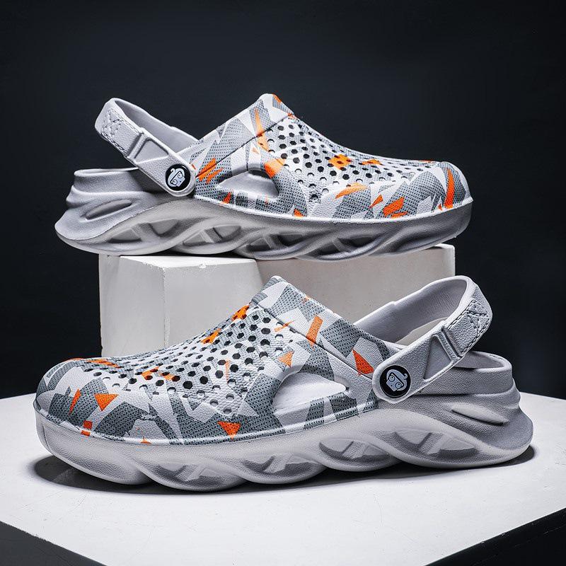 

Summer new Korean version personalized outdoor two wear sandals large size men s hole shoes lightweight hollow breathable beach shoes 38