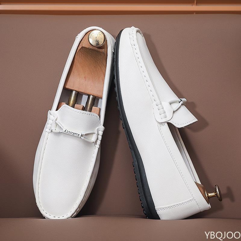 Men's New Bean bean Shoes Soft soled light lazy Flats Casual comfort loafers Versatile trendy Male leather shoes Homme