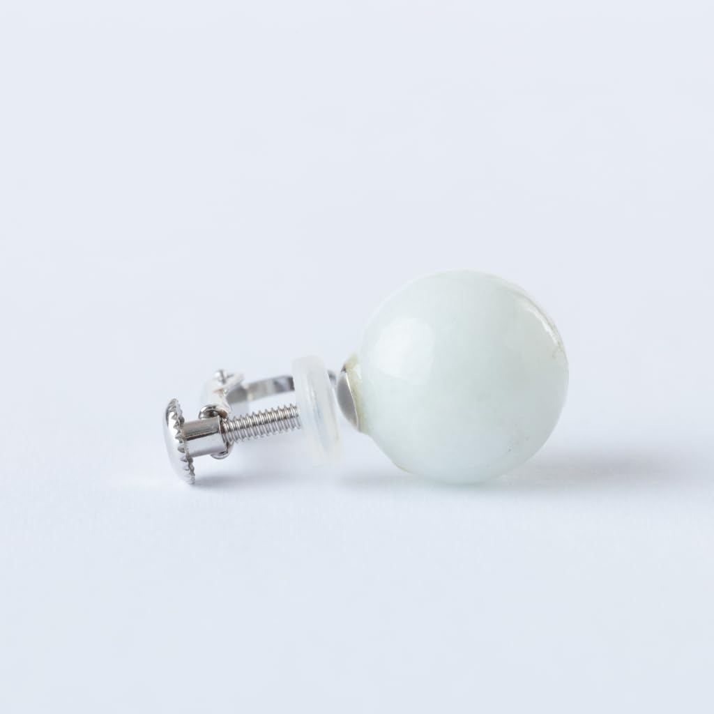 Itoigawa Natural Jade 10mm Bead Earrings White Spring Japanese Stone Jomon Power Stone Jade Workshop Certificate APS0121 (Screw Type/Silicon Cover)