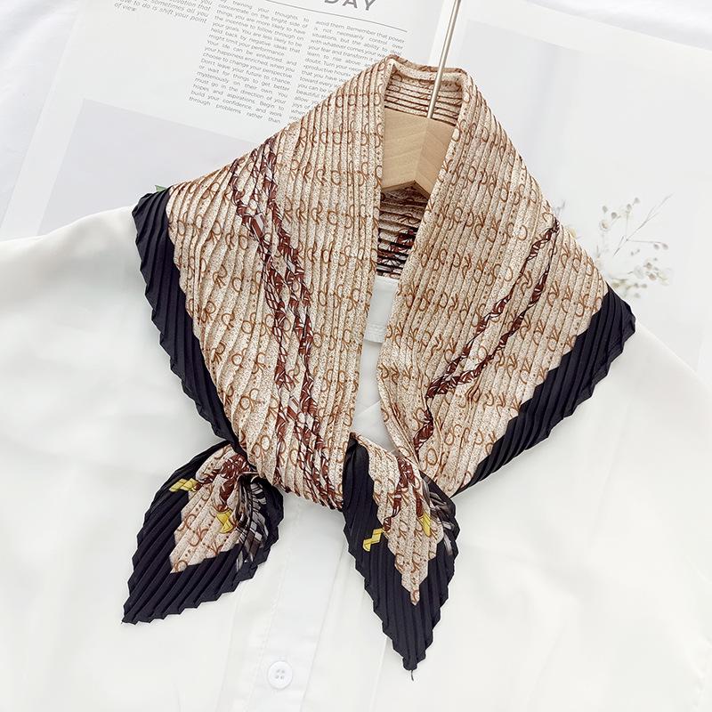 Retro Color Block Crinkled Square Scarf - 70cm Pleated Neckerchief in Imitation Silk for Women