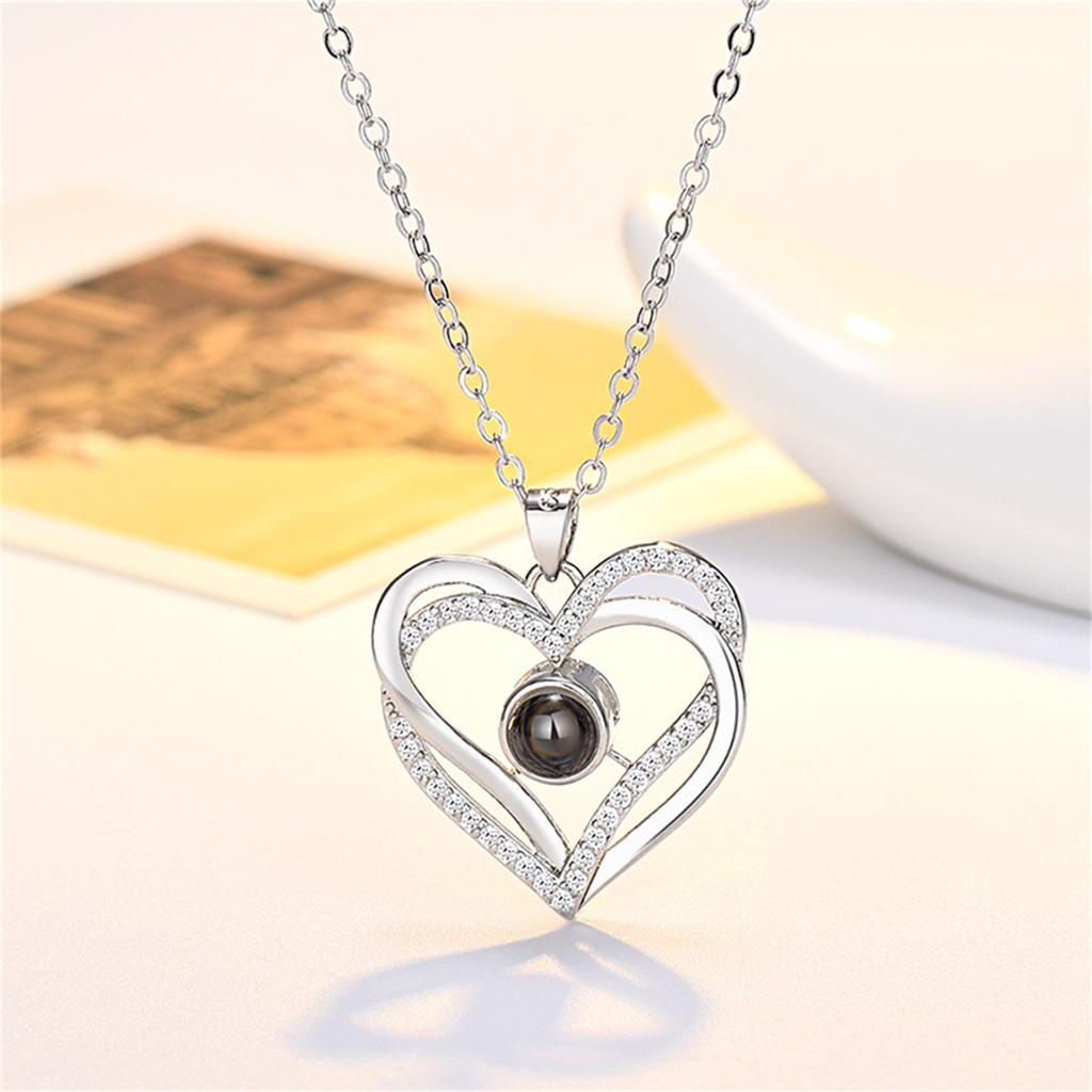 Love Shaped Projection Necklace For Women, European And American DIY Valentine's Day Gift