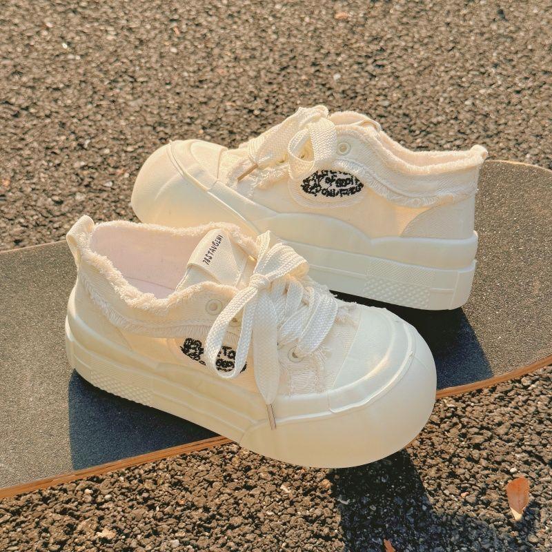 Autumn New High-value Board Shoes Women's Shoes Commuting Wear Wear Wear Versatile Super Soft