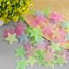 100 stuks Lichtgevende sterren decoratieve muurstickers slaapkamer doe-het-zelf pentagram fluorescerende stickers voor slaapkamerplafond huisdecoratie
