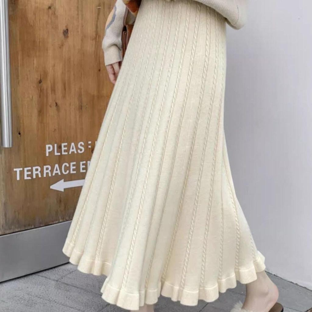 High-Waisted Long Knit Midi Skirt with Inner Layer - Winter & Autumn Style