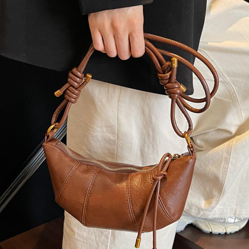 Shoulder bag casual fashion simple Japan and Korea 2025 new trendy INS messenger bag women's bag leisure bag youth bag